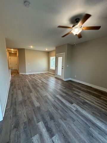 2509-2507 W 55th St N, Wichita, KS 67204