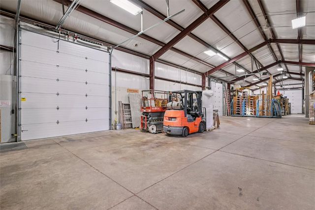 1402 18th Street SW, Cedar Rapids, IA 52404