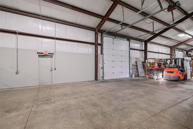 1402 18th Street SW, Cedar Rapids, IA 52404