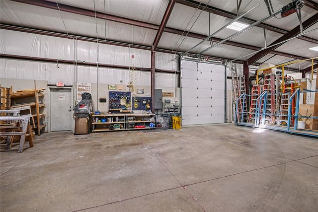 1402 18th Street SW, Cedar Rapids, IA 52404