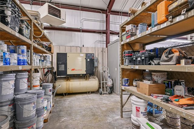 1402 18th Street SW, Cedar Rapids, IA 52404