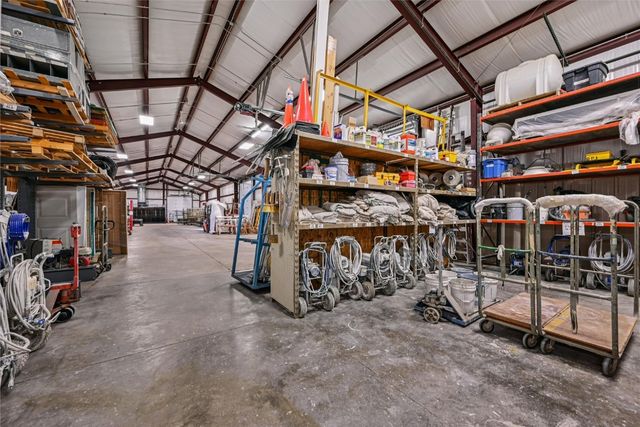 1402 18th Street SW, Cedar Rapids, IA 52404