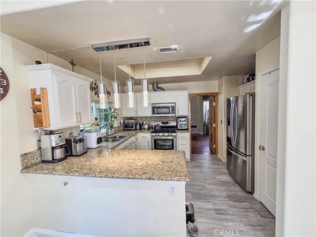 15810 Larkspur Street 106, Sylmar, CA 91342