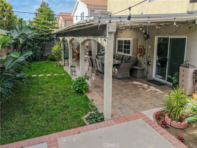 15810 Larkspur Street 106, Sylmar, CA 91342