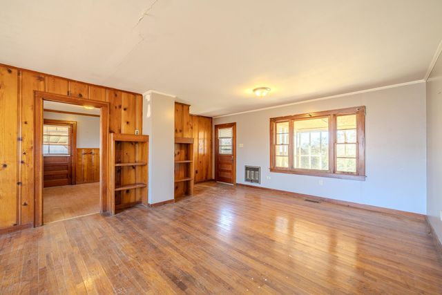 60 WHITE ST, Savannah, TN 38372