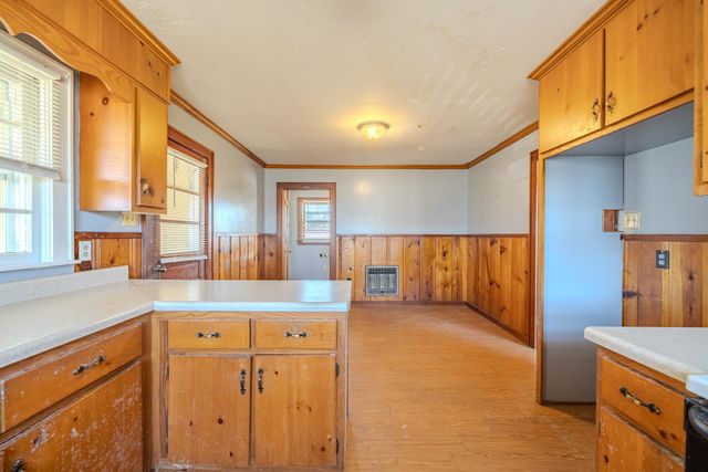 60 WHITE ST, Savannah, TN 38372