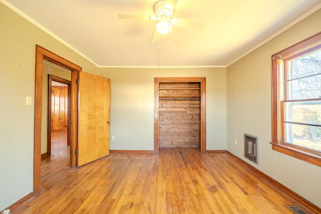 60 WHITE ST, Savannah, TN 38372