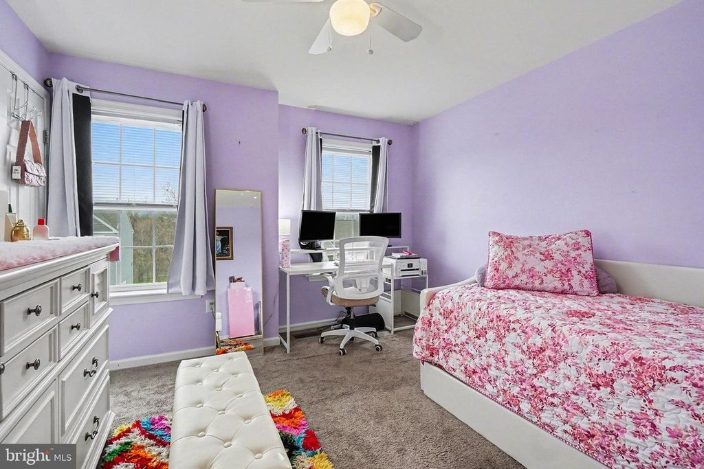 Image 19 of property listing at 4535 ELWILL DR, Harrisburg, PA 17112