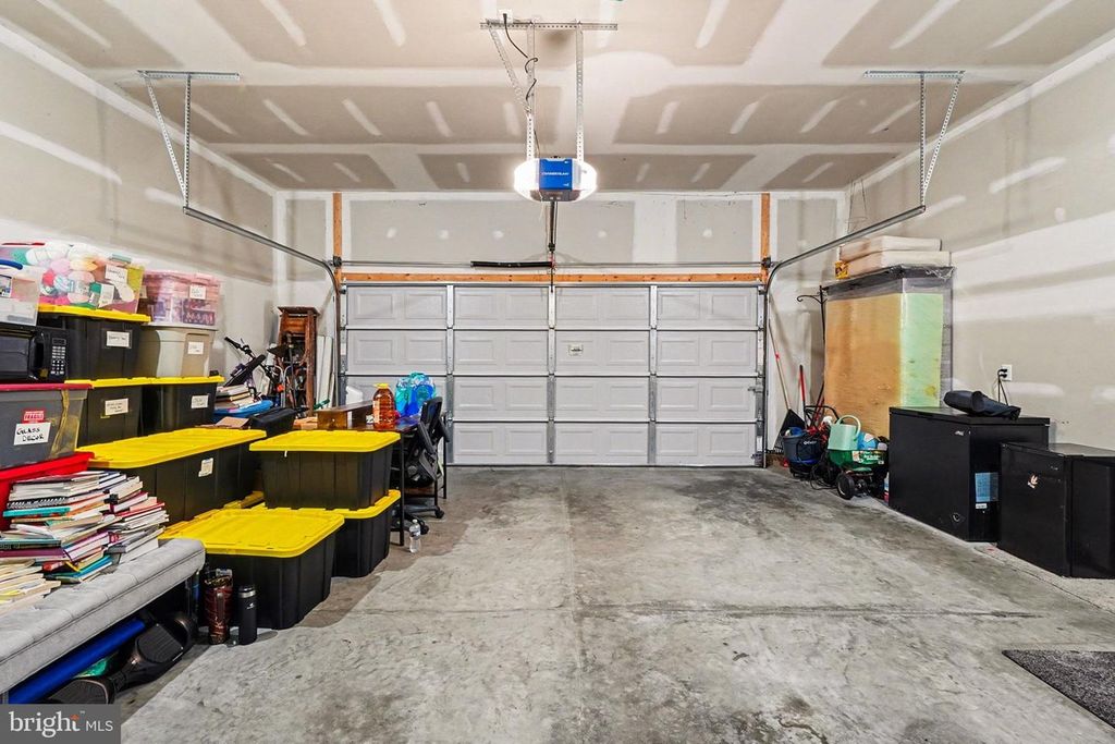 Image 25 of property listing at 4535 ELWILL DR, Harrisburg, PA 17112