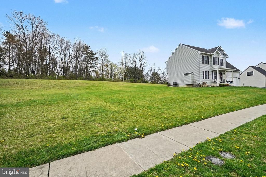 Image 30 of property listing at 4535 ELWILL DR, Harrisburg, PA 17112