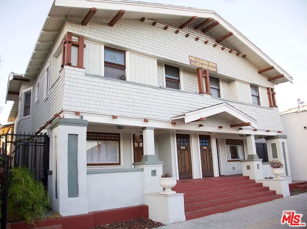 1431 W 24th Street, Los Angeles, CA 90007