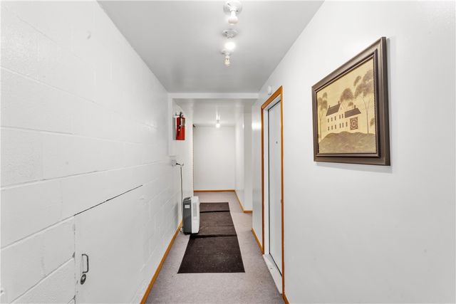 616 Woodburn Lane, Hempfield Twp, PA 15601