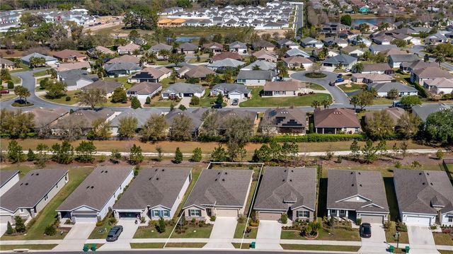 8033 PENROSE PLACE, Wildwood, FL 34785