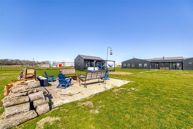1841 Rs County Road 1402, Point, TX 75472