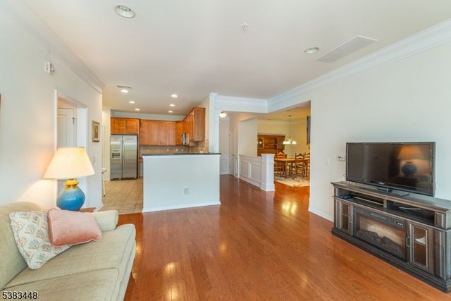 1116 Warrens Way, Wanaque Boro, NJ 07465