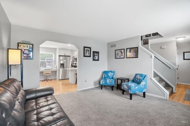 6023 Glennsbury Court, West Chester, OH 45069