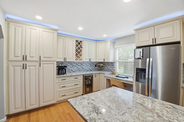 6023 Glennsbury Court, West Chester, OH 45069