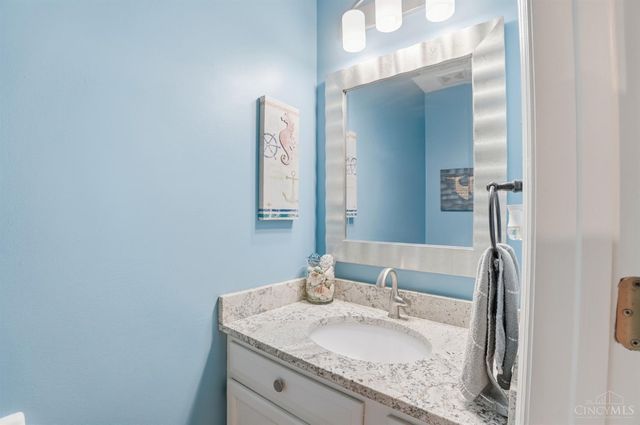 6023 Glennsbury Court, West Chester, OH 45069