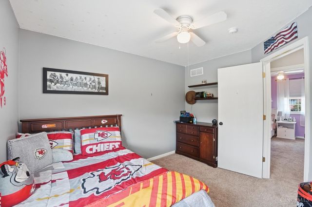 6023 Glennsbury Court, West Chester, OH 45069