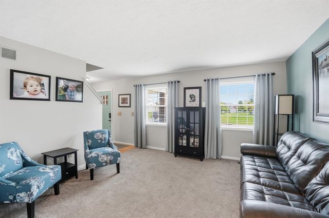 6023 Glennsbury Court, West Chester, OH 45069
