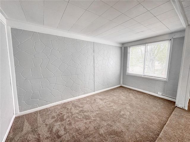 2310 S Hall Road, Independence, MO 64052