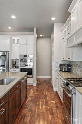 1360 N Bowknot Lake Way, Star, ID 83669