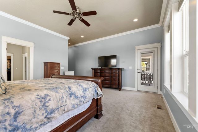 1360 N Bowknot Lake Way, Star, ID 83669