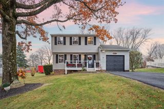 213 Meadowood Dr, West Deer, PA 15024