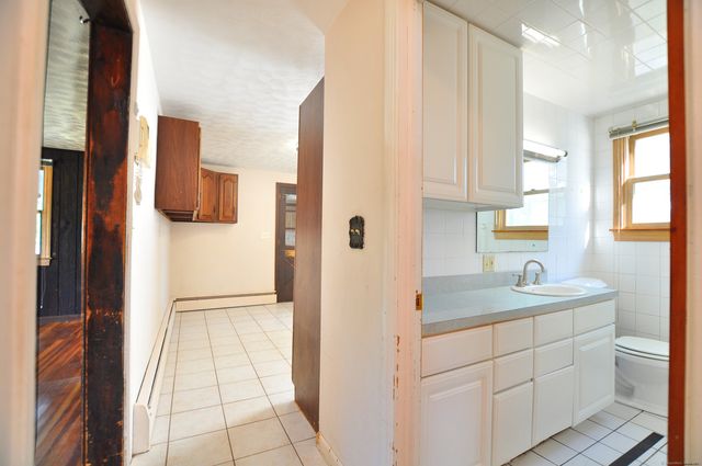 18 Play Road, Enfield, CT 06082