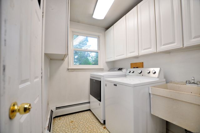 18 Play Road, Enfield, CT 06082