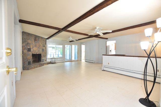 18 Play Road, Enfield, CT 06082