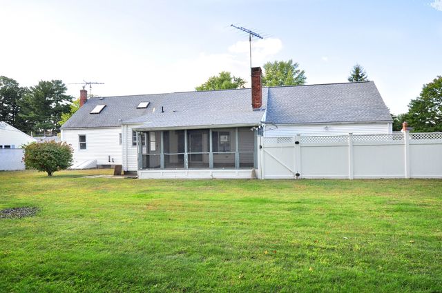 18 Play Road, Enfield, CT 06082