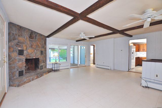 18 Play Road, Enfield, CT 06082