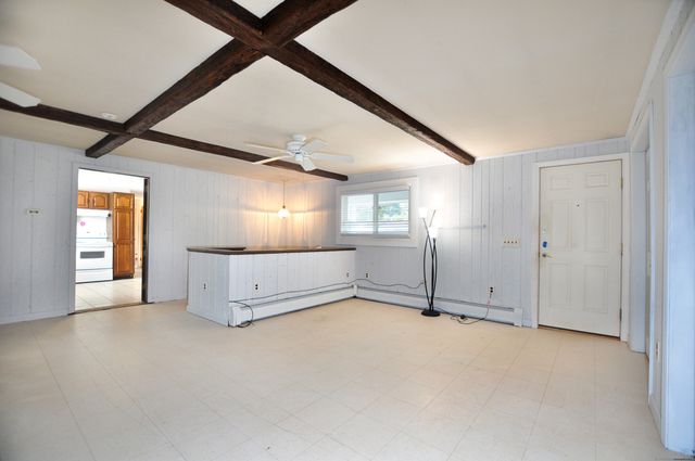 18 Play Road, Enfield, CT 06082