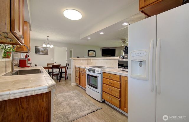 9808 NE 114th Avenue, Vancouver, WA 98662