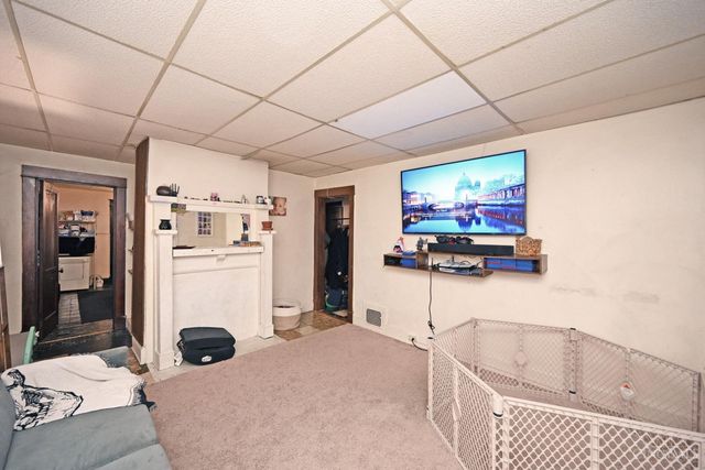 4247 W Eighth Street, Cincinnati, OH 45205