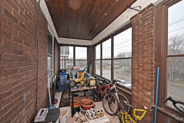 4247 W Eighth Street, Cincinnati, OH 45205