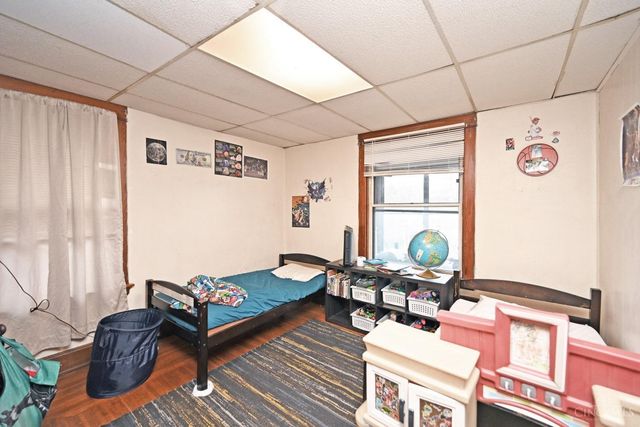 4247 W Eighth Street, Cincinnati, OH 45205