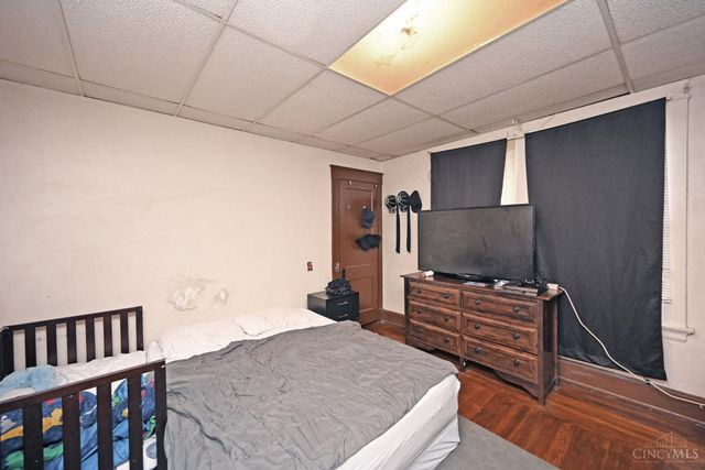 4247 W Eighth Street, Cincinnati, OH 45205