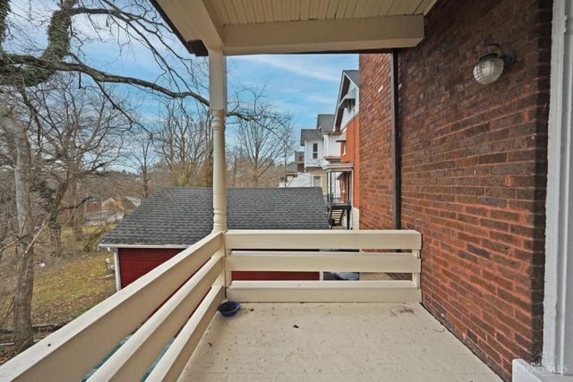 4247 W Eighth Street, Cincinnati, OH 45205