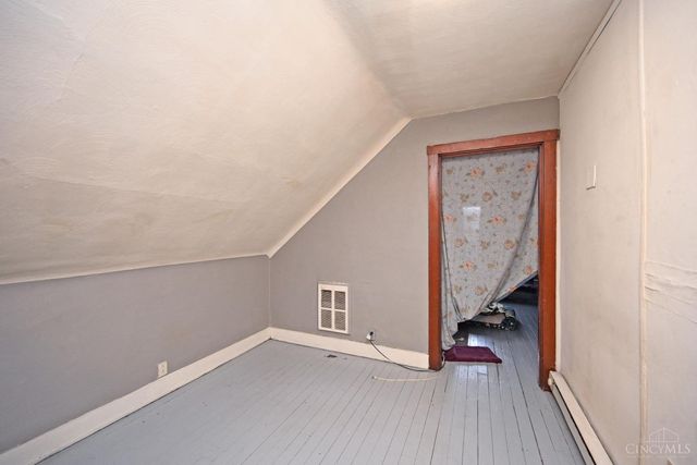 4247 W Eighth Street, Cincinnati, OH 45205