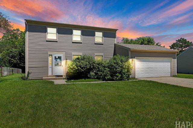2208 Kensington Drive, Schaumburg, IL 60194
