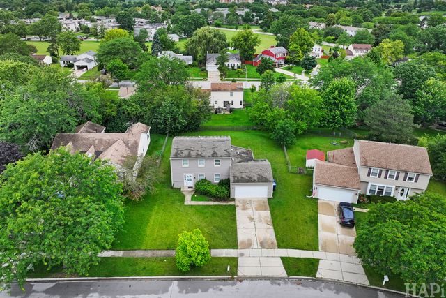 2208 Kensington Drive, Schaumburg, IL 60194