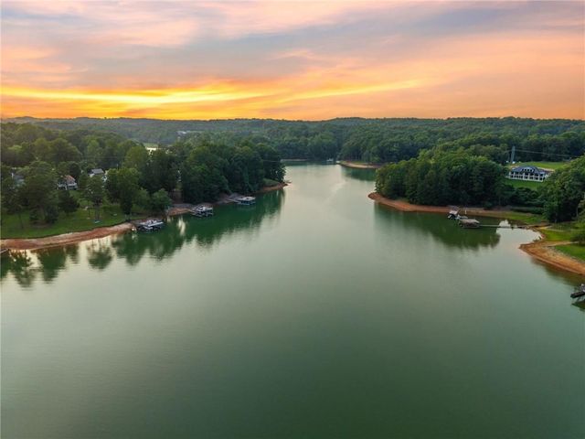 69 Winterhawk Cove, Dawsonville, GA 30534