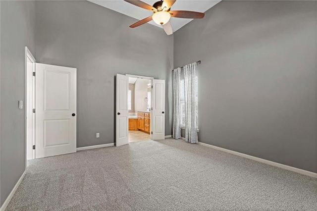 14219 Amanda Lane, Basehor, KS 66007