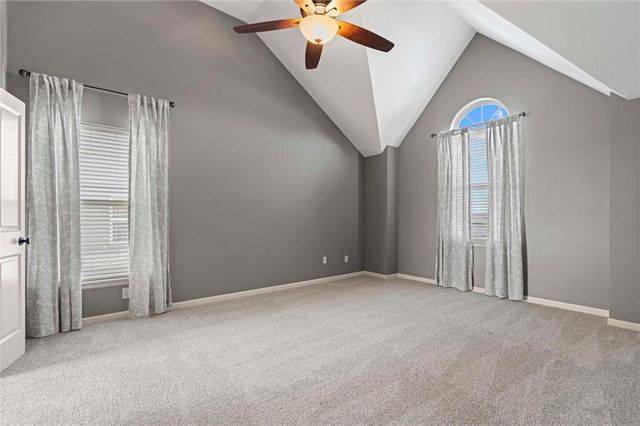 14219 Amanda Lane, Basehor, KS 66007