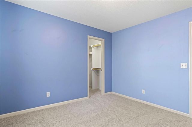 14219 Amanda Lane, Basehor, KS 66007