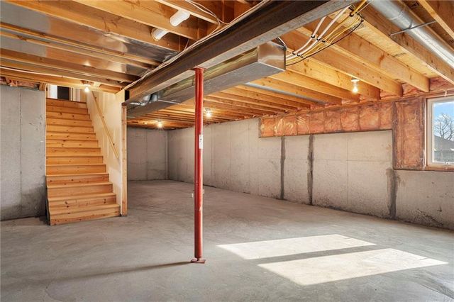 14219 Amanda Lane, Basehor, KS 66007