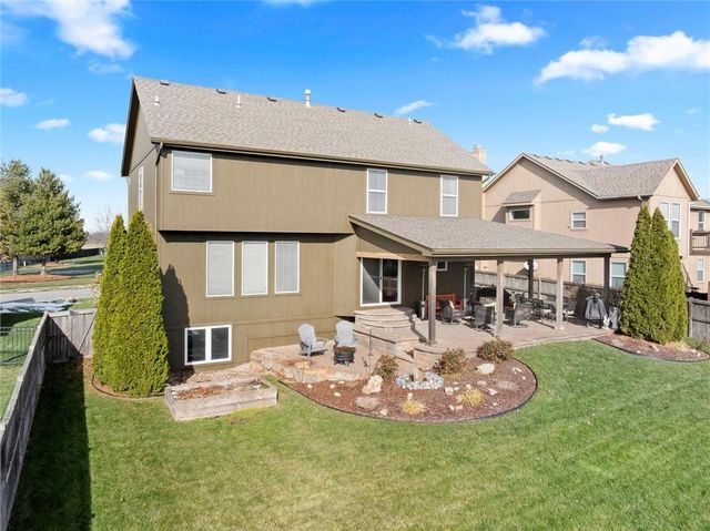 14219 Amanda Lane, Basehor, KS 66007