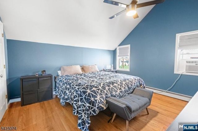8 Navajo Avenue, Par-troy Hills Twp., NJ 07034